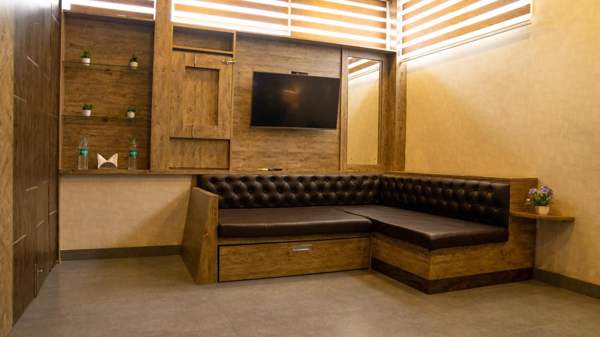 Seasons Suites Jp Nagar Bangalore Rom bilde