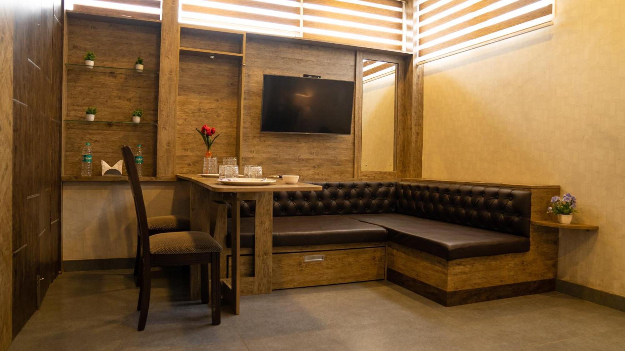 Seasons Suites Jp Nagar Bangalore Rom bilde